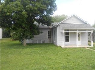 312 S Main St, New Madison, OH 45346