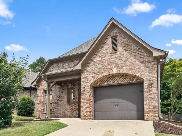 4165 Overlook Cir, Trussville, AL 35173