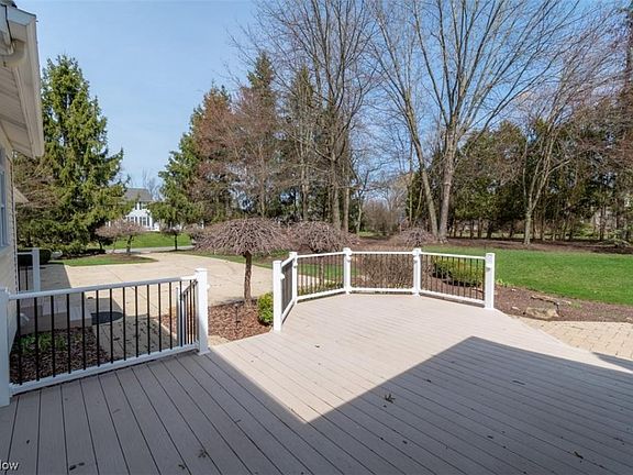 4th image of 6795 Pinebrooke Dr
