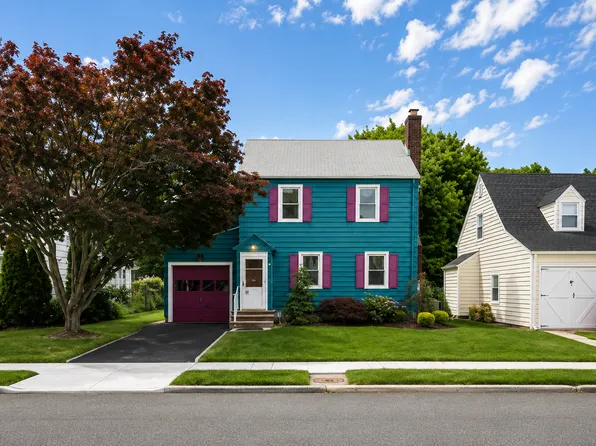 15 Pierson St, Bloomfield, NJ 07003
