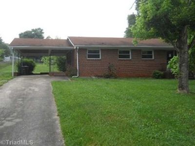 4505 Tise Ave, Winston Salem, NC, 27105