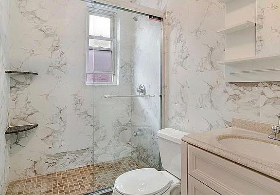 3rd image of 6922 Narrows Ave #1