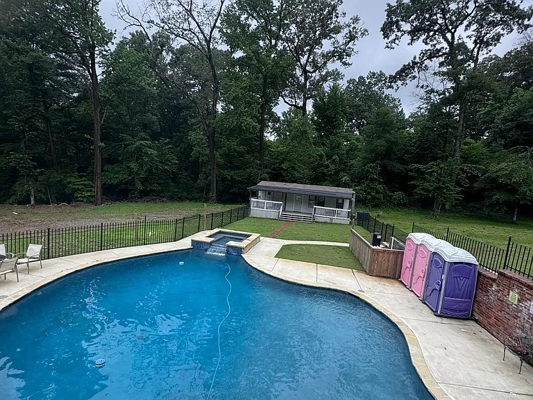 3910 James Rd — Photo 41