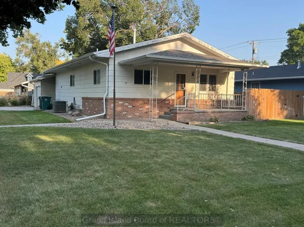 1218 3rd St, Aurora, NE 68818