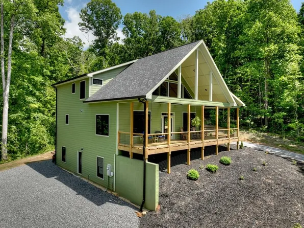 1464 John Teem Rd, Talking Rock, GA 30175