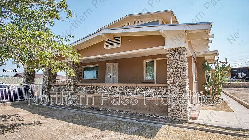 7600 Franklin Dr