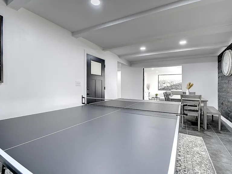 7513 E Cambridge Ave — Photo 27