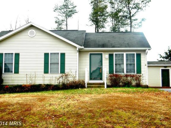 3rd image of 8507 S Oaks Ct