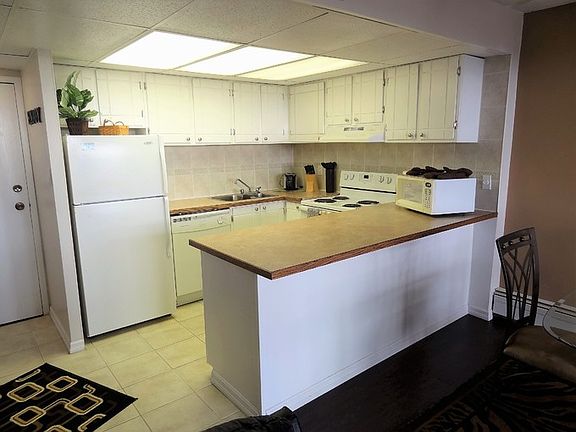 3rd image of 4902 37th St #503
