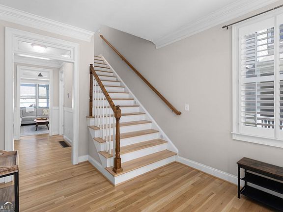 4th image of 1038 Rice St NW