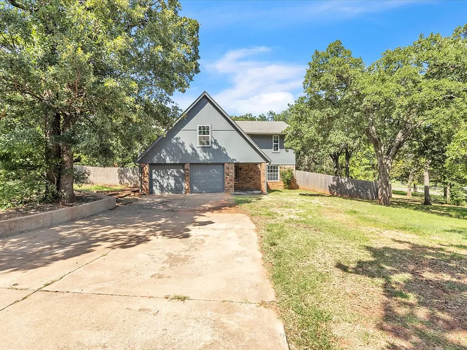 9710 N Oak Cliff Dr