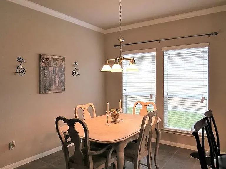 517 Wedgwood Dr — Photo 10