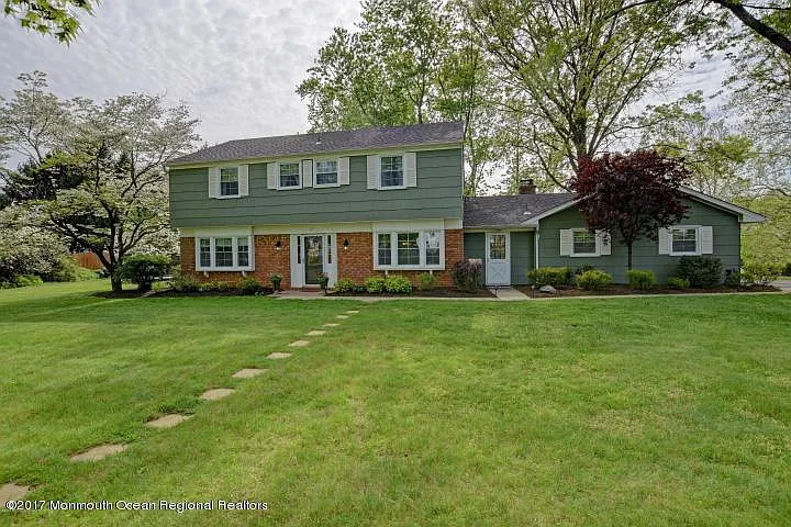 21 Dover Pl photo 1
