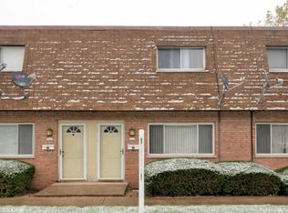 825 Richard St, Aurora, IL 60506