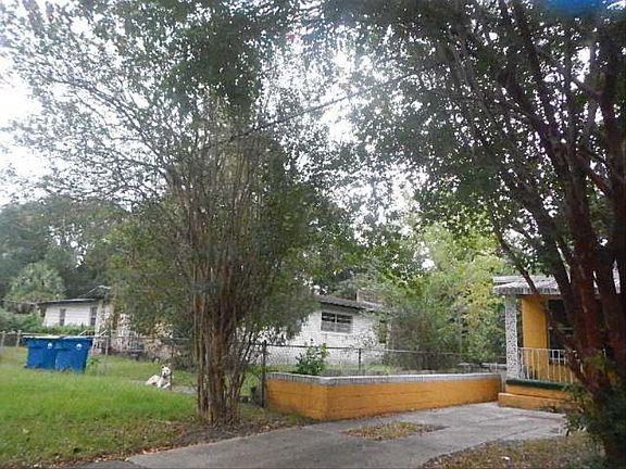 2nd image of 2952 Breve Dr