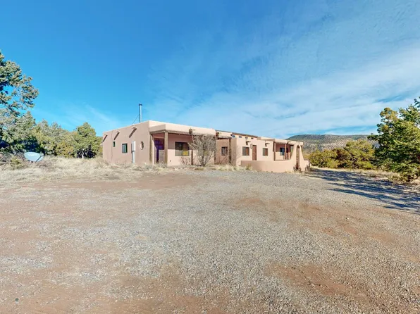 12 Red Hills Ln, Santa Fe, NM 87505