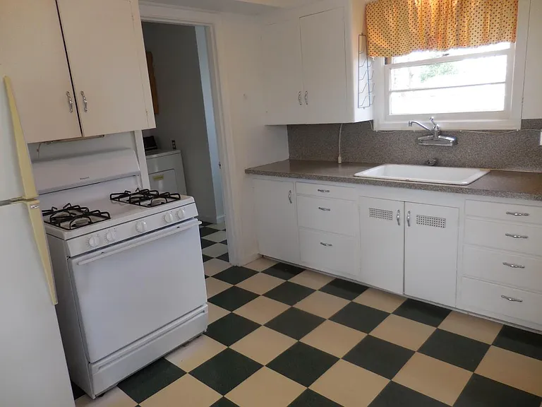 4121 SE Ellis St — Photo 5