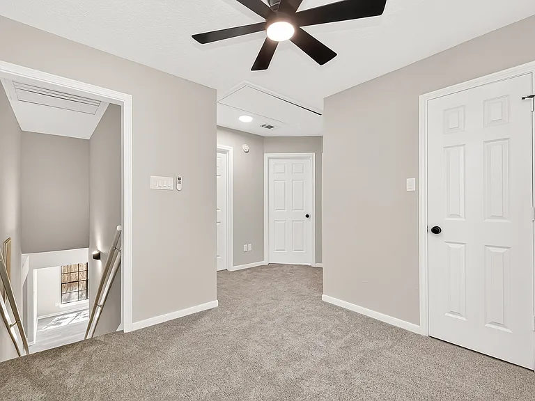 4906 Pleasure Lake Ln — Photo 33