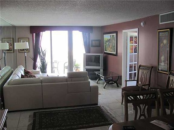 4th image of 5701 Collins Ave APT 1121