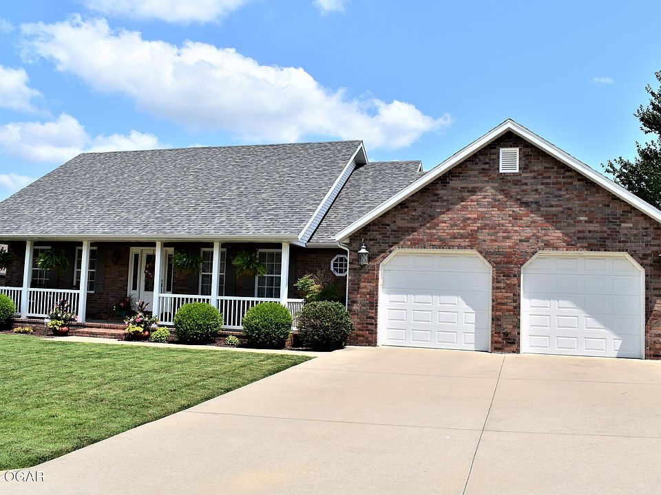 1st image of 408 Honeysuckle Ln