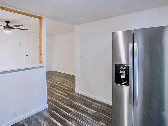 3rd image of 8308 Peaceful Hill Ln #B