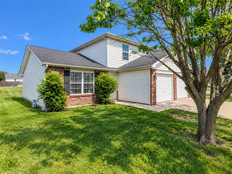 1421 Risen Star Ct