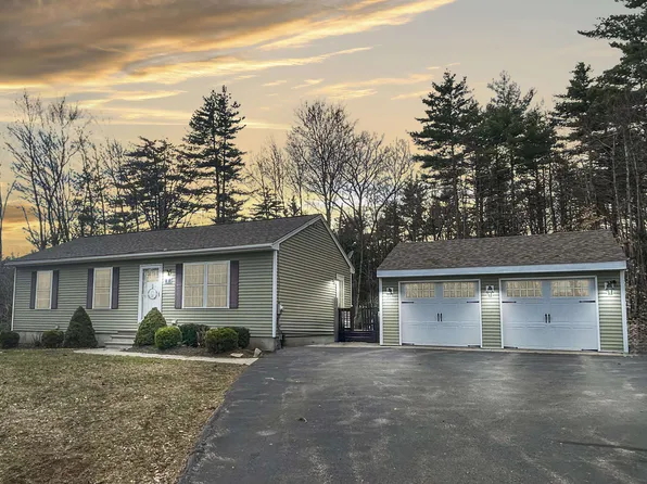 37 School House Lane, Lebanon, ME 04027