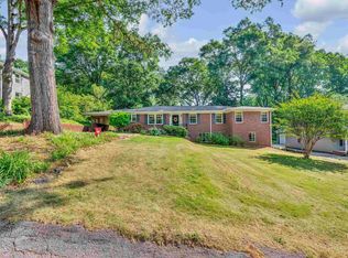 120 Lullwater Rd, Greenville, SC 29607