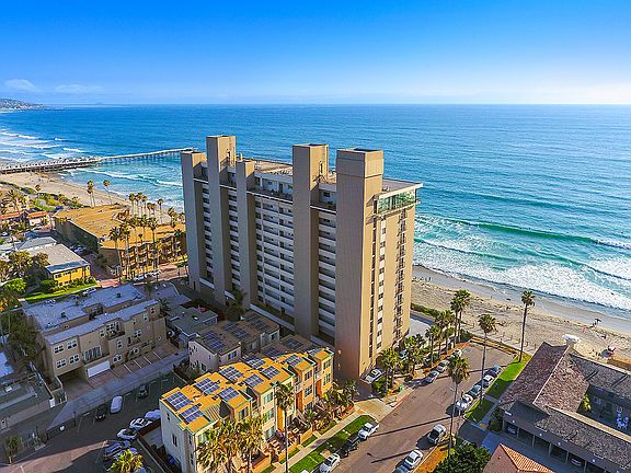 3rd image of 4767 Ocean Blvd Unit 811