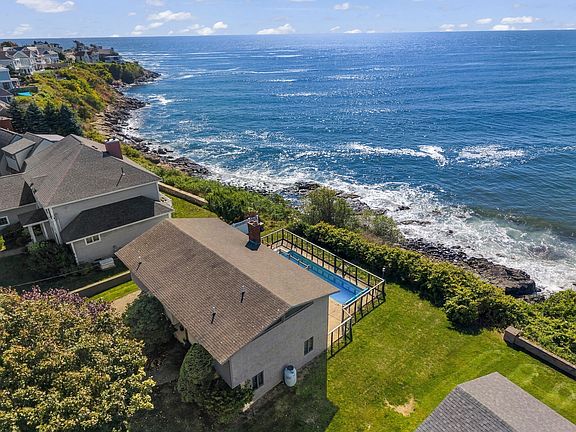 3rd image of 59 Nubble Road