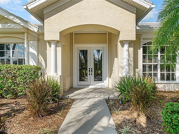 4th image of 12043 Mahogany Isle Ln