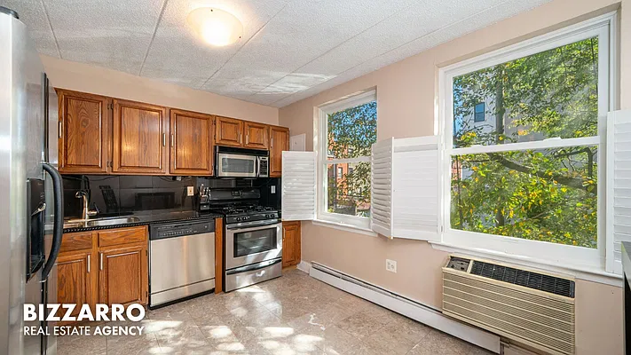 Kitchen, photo 1