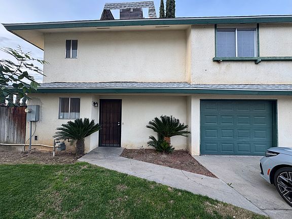 3rd image of 4929 N Winery Cir