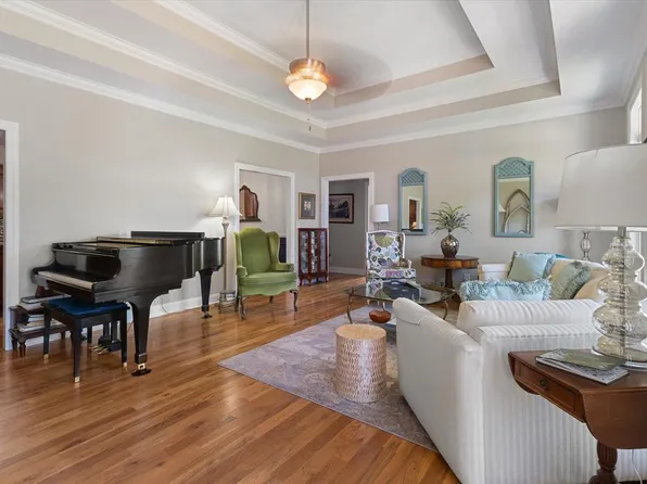 605 Compton Ln, Columbia, TN 38401