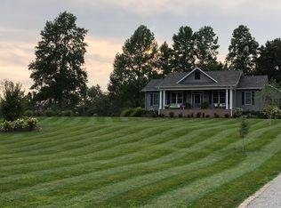 395 Stillwater Dr, Paris, TN 38242
