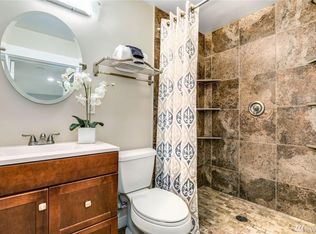 2709 NE 22nd St, Renton, WA 98056