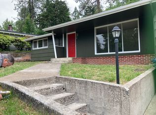 3530 Knob Hill Ln, Eugene, OR 97405