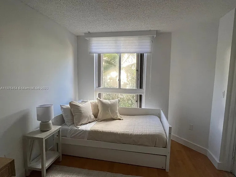 15645 Collins Ave #206 — Photo 12