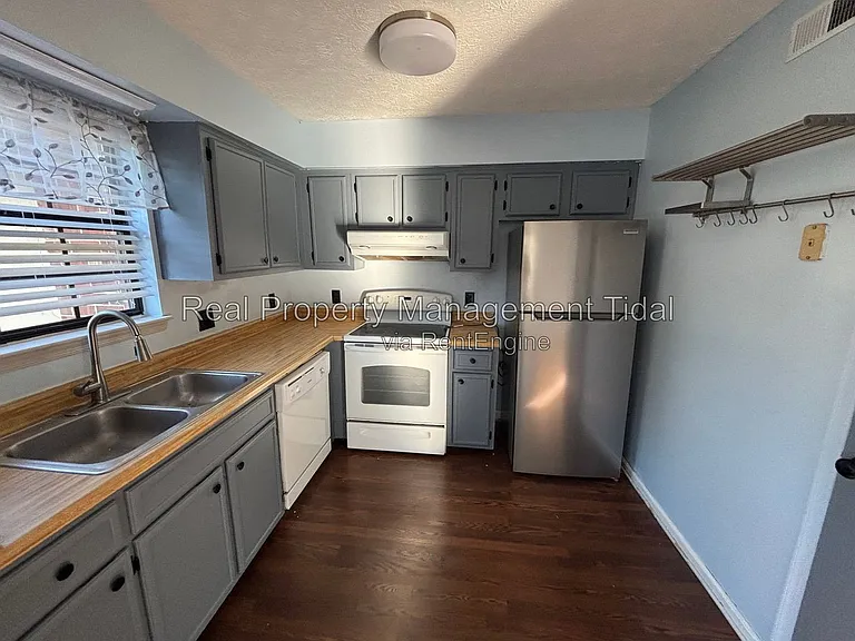 361 Circuit Ln — Photo 18