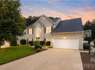 2435 Smith Cove Rd, Denver, NC 28037