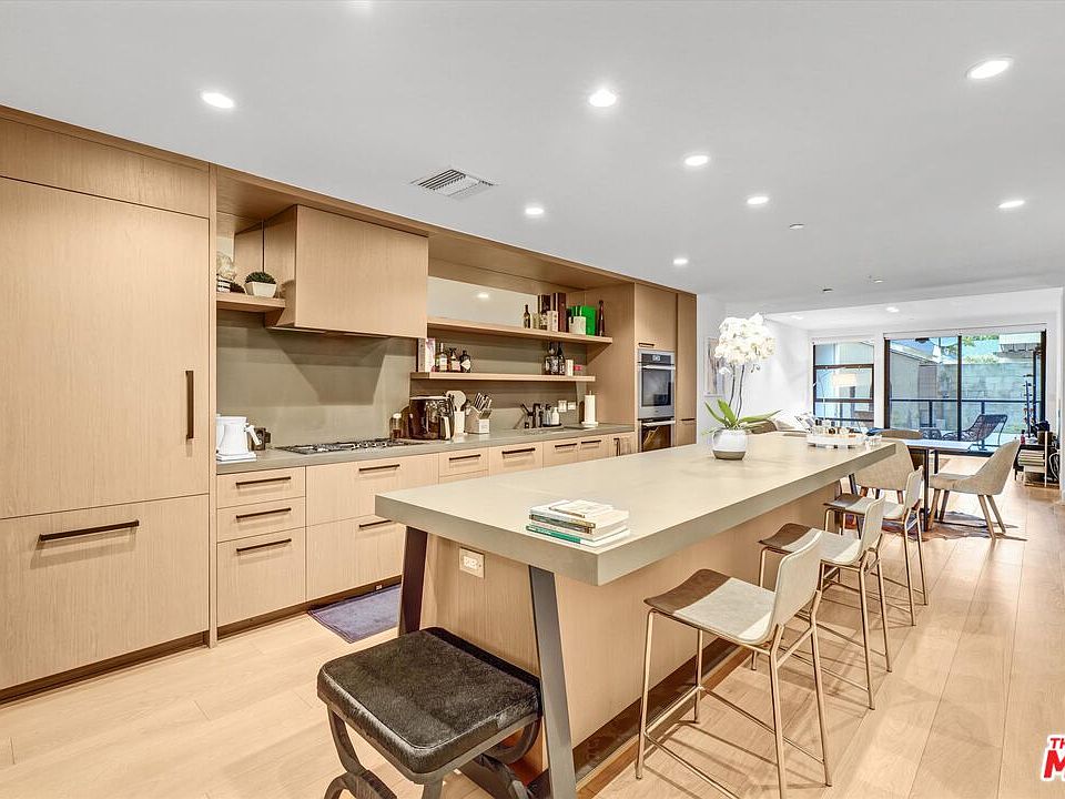 1st image of 10777 Wilshire Blvd Unit 209