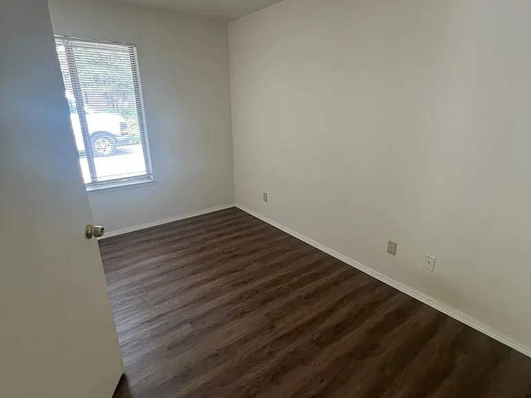 1200 S Riordan Ranch St #97 — Photo 3