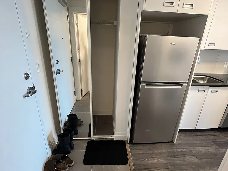 652 Princess St #1024 — Photo 9
