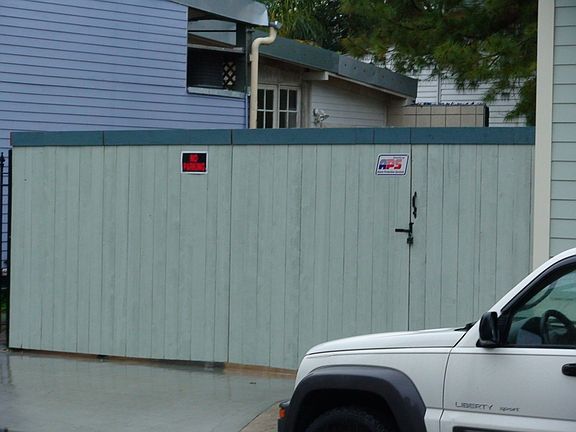 2nd image of 2702 Dauphine St