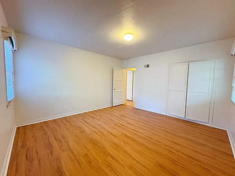 2080 Robin Rd — Photo 13