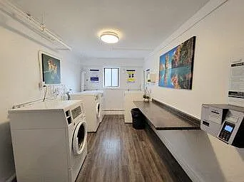 8 Speedvale Ave W — Photo 8