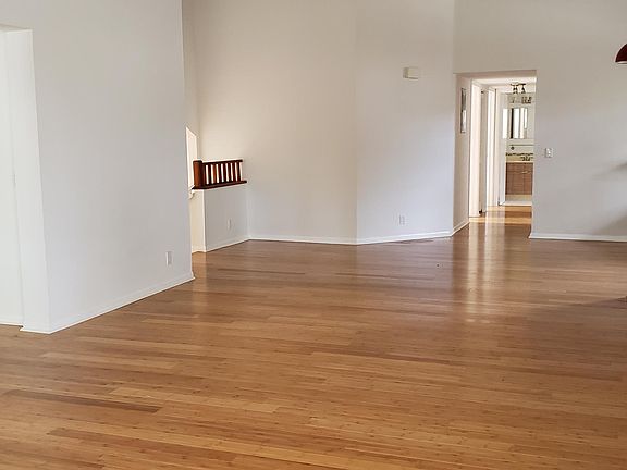3rd image of 5326 Buckhead Cir #2010