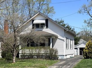 3724 Watterson Rd, Cincinnati, OH 45227