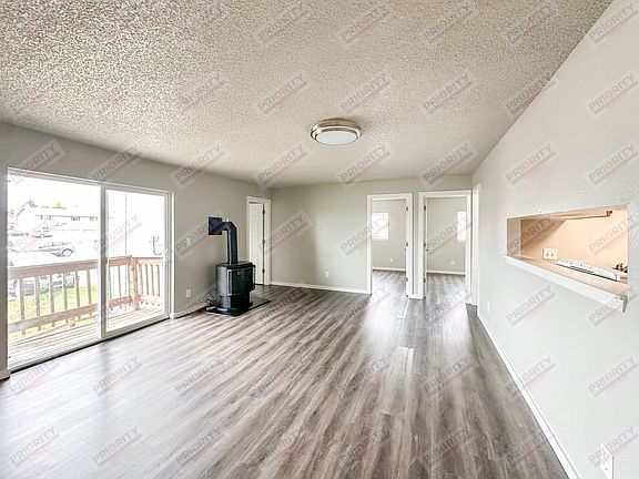 5th image of 1106 Church Ave APT F