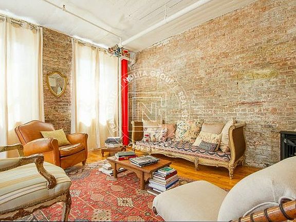2nd image of 138 Mulberry St APT 5A3